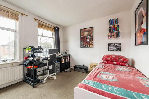 20 London Road, Stone, Dartford, DA2 6DJ