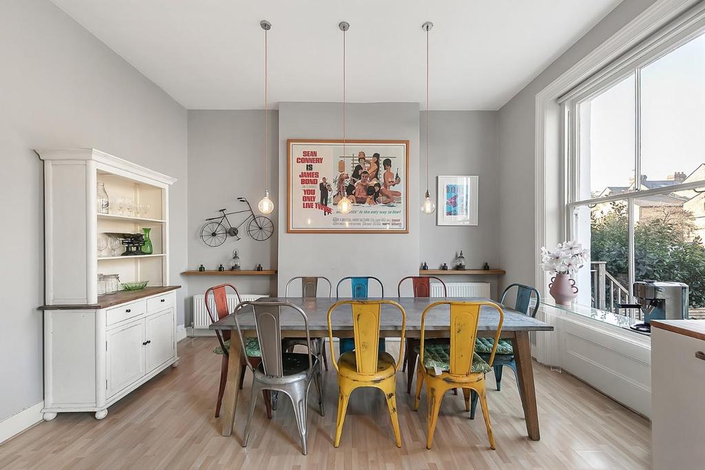 Dining Area.jpg