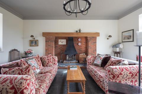 Fern Lodge, 2a Appleacres, Stoke Hammond, Milton Keynes, MK17 9ET