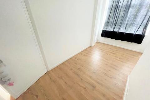 undefined, Sylvan Avenue, Mill Hill, NW7