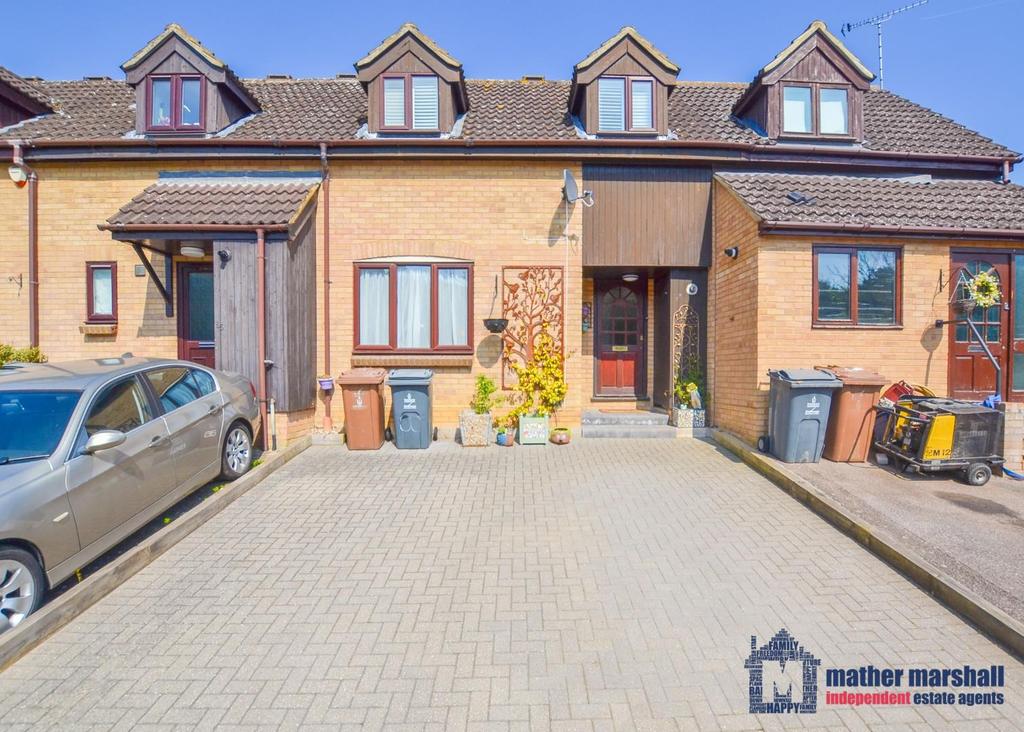 Downlands, Stevenage 2 bed terraced house £300,000
