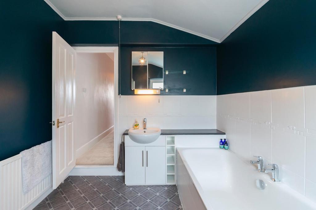 DAORNOTSOB11 - Bathroom A.jpg