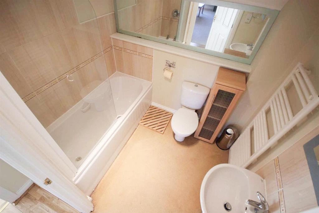 Bathroom.jpg