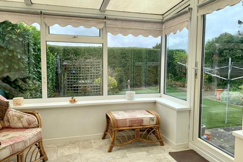 2 The Close, Northampton, NN2 7TW