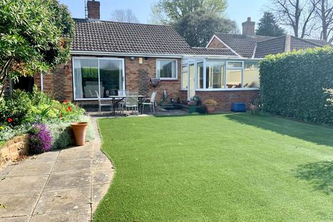 2 The Close, Northampton, NN2 7TW