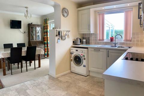 2 The Close, Northampton, NN2 7TW