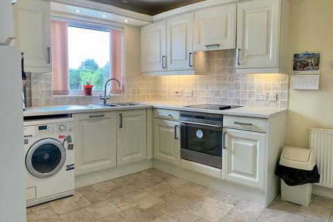2 The Close, Northampton, NN2 7TW