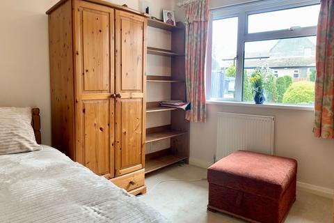 2 The Close, Northampton, NN2 7TW