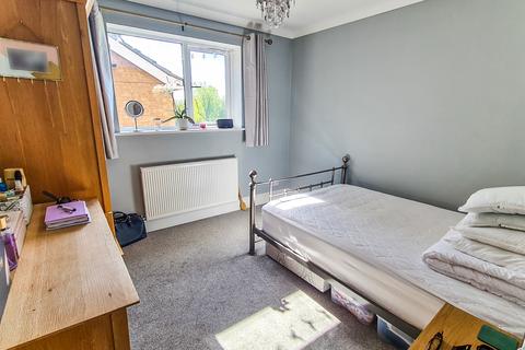11 Berkeley Close, Staines, TW19 6ED