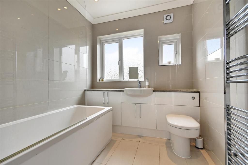 Family Bathoom