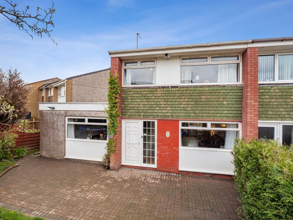 Hillend Crescent, Clarkston, East... 4 bed end of terrace house £240,000