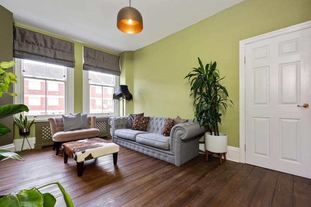 0404202211 LLSN 44a Geldeston Road  E5 8 SB 017.jpg