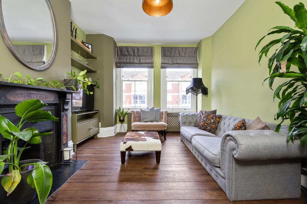 0404202211 LLSN 44a Geldeston Road  E5 8 SB 016.jpg