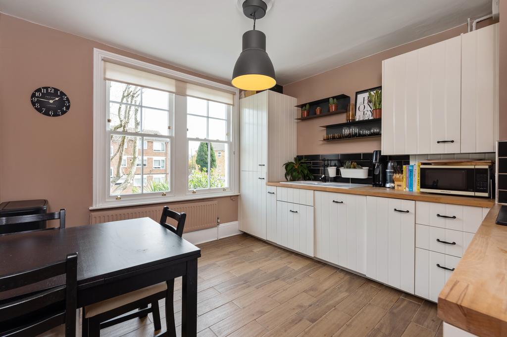 0404202211 LLSN 44a Geldeston Road  E5 8 SB 005.jpg