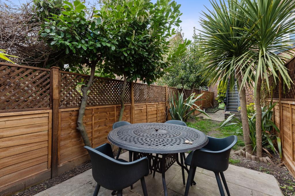 0404202211 LLSN 44a Geldeston Road  E5 8 SB 004.jpg