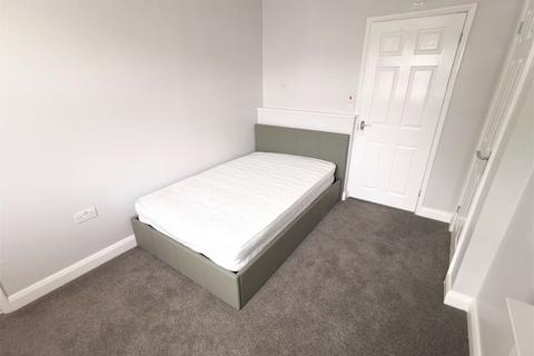 undefined, Wellington Street, Luton, Bedfordshire