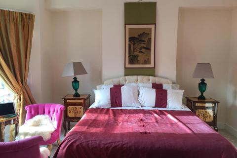 6 bedroom terraced house to rent, Gilstead Road, Fulham, SW6