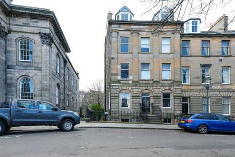 15a/2 Bellevue Crescent, Edinburgh, EH3 6NE