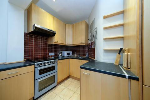 15a/2 Bellevue Crescent, Edinburgh, EH3 6NE