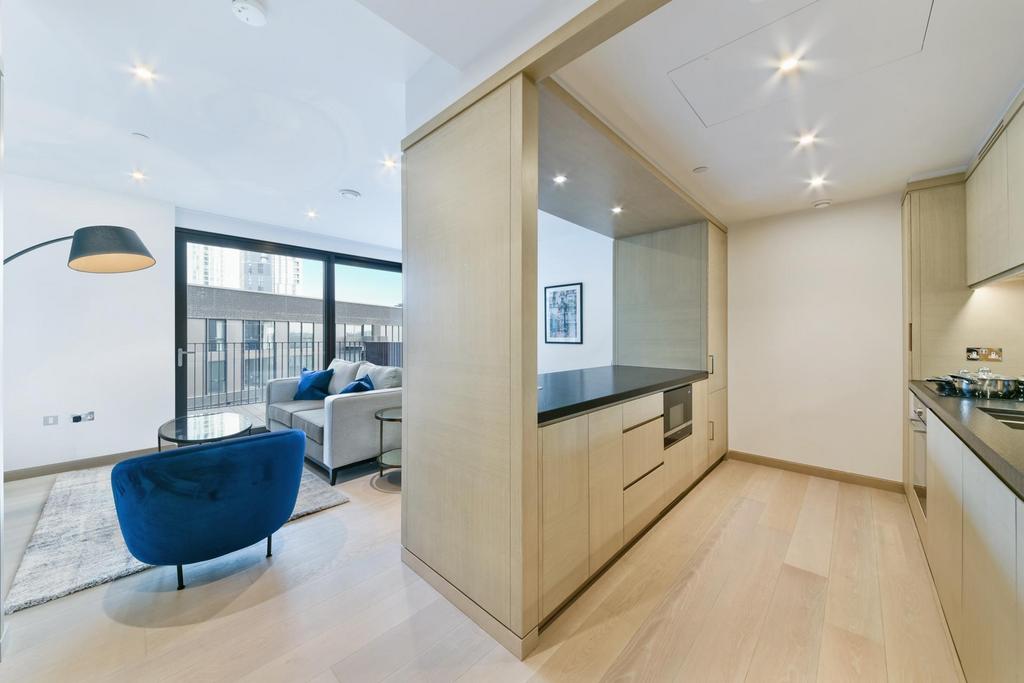 Apartment in London - View 5