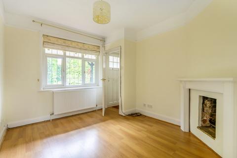 2 bedroom bungalow for sale, Gasden Lane, Surrey GU8