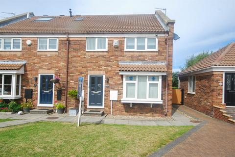 3 bedroom semi-detached house for sale, Lilburn Close, East Boldon