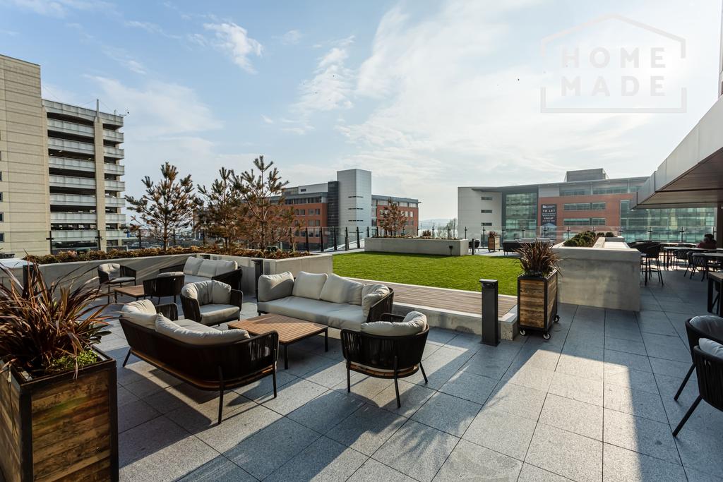 020 A8420-HDR 13.jpg