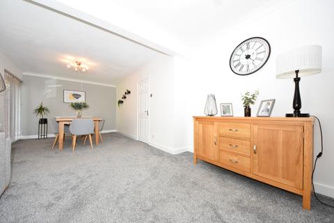 47 Arras Boulevard, Hampton Magna, Warwick, CV35 8TT