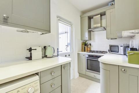 132 Merton Hall Road, London, SW19 3PZ