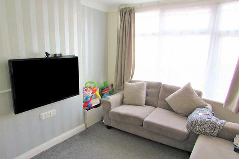 165 The Heights, Northolt, UB5 4BT
