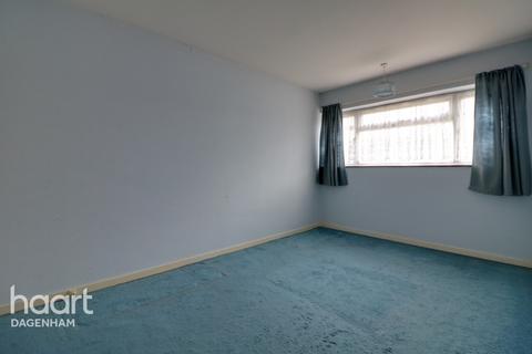 5 John Parker Close, Dagenham, RM10 9SR