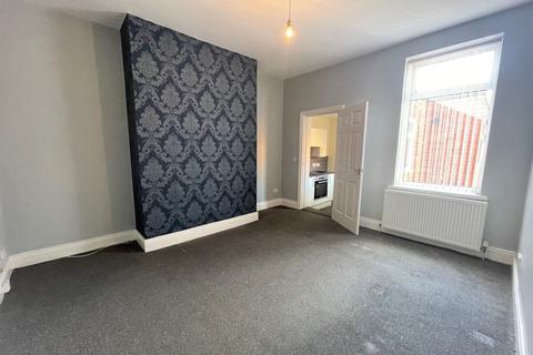 3 bedroom flat for sale - Belford Terrace, North Shields, Tyne and Wear, NE30 2DA