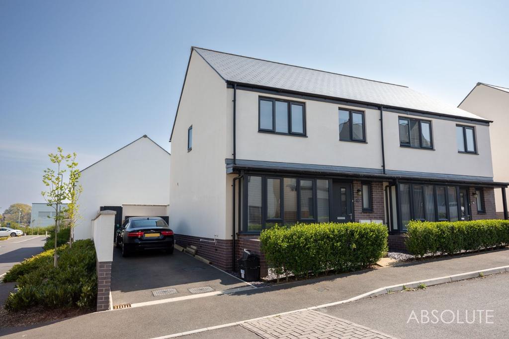 Foxglove Way, Paignton 3 bed semidetached house £325,000