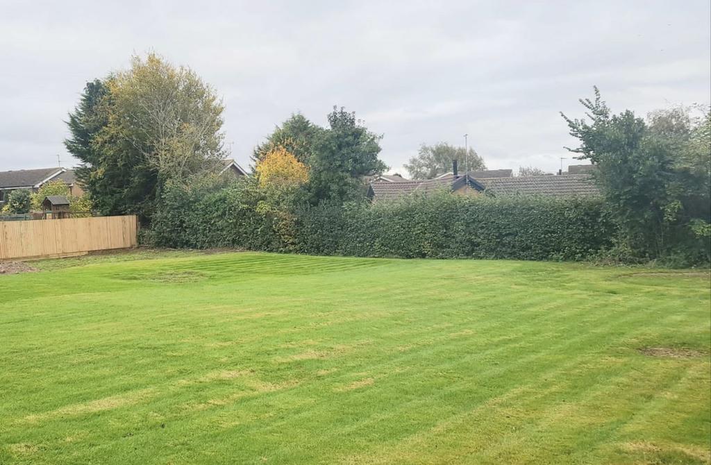 East Street, Long Buckby, Northampton... 4 bed detached bungalow £695,000