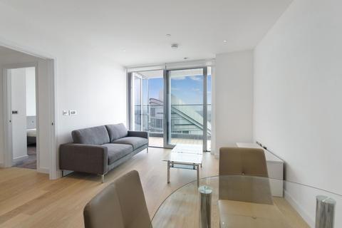 1 bedroom apartment to rent, Charrington Tower, E14