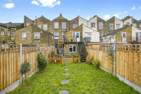 35a Carnarvon Road, Stratford, London, E15 4JW