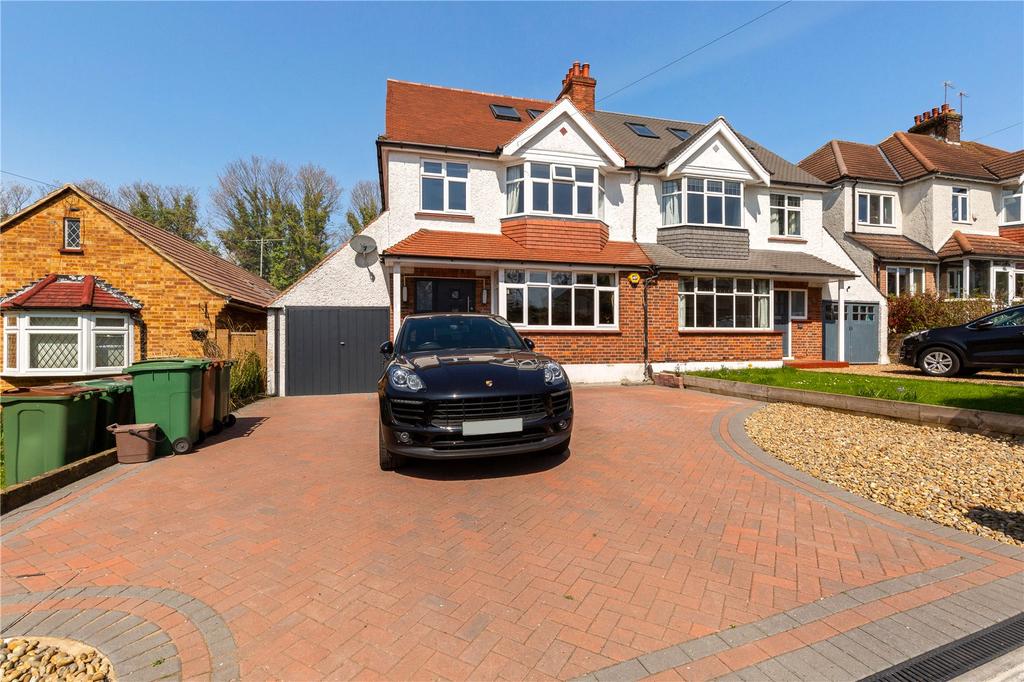 Beddington Gardens, Carshalton, SM5 4 bed semidetached house £900,000
