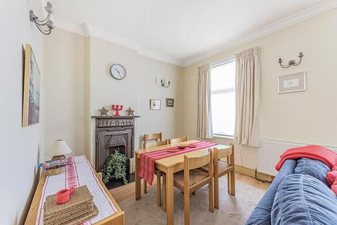 44a Sarre Road, London, NW2 3SL