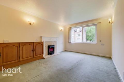 1 bedroom flat for sale - Cedar Road, Sutton
