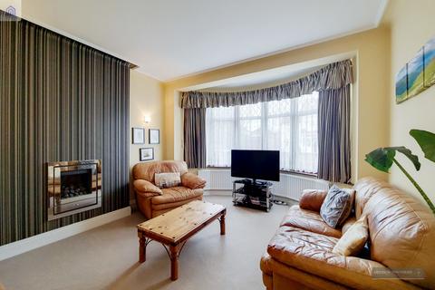 51 Vicars Moor Lane, London, N21 2QN