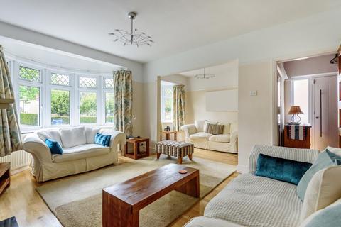 5 Layhams Road, West Wickham, BR4 9HD