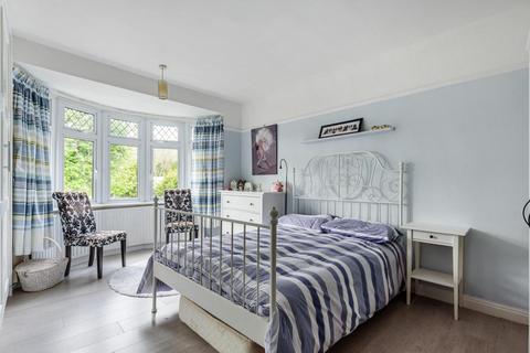 5 Layhams Road, West Wickham, BR4 9HD