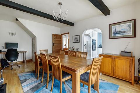 5 Layhams Road, West Wickham, BR4 9HD