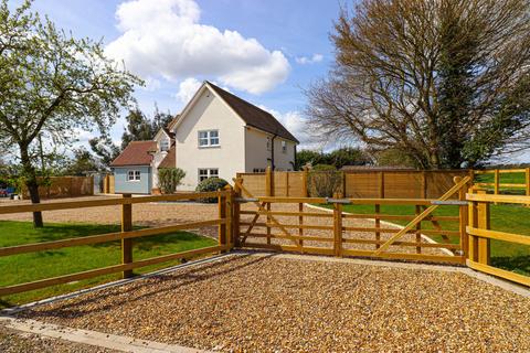 4 bedroom detached house for sale, Tollesbury Road, Tollesbury, CM9