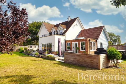 4 bedroom detached house for sale, Tollesbury Road, Tollesbury, CM9