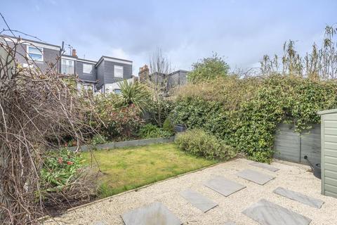 16 Howson Road, London, SE4 2AS