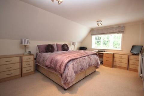 3 bedroom apartment to rent - Malvern Grange, Hampton Lane  Solihull
