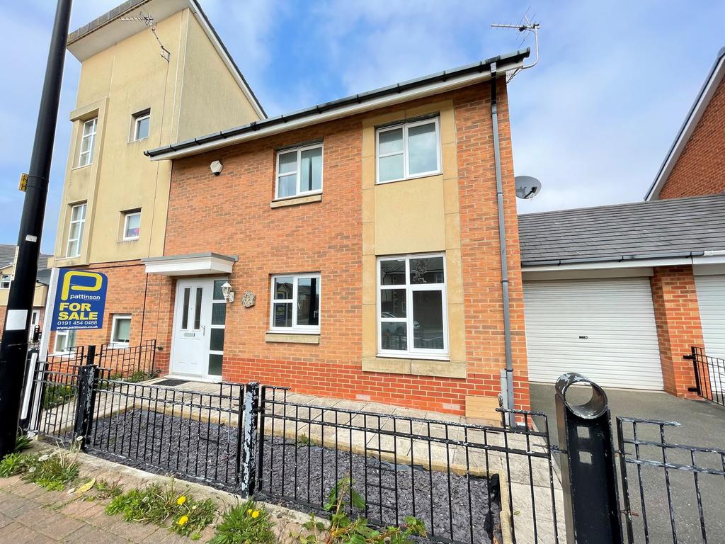 Redwood Avenue, Cleadon Vale, South... 2 bed terraced house £140,000