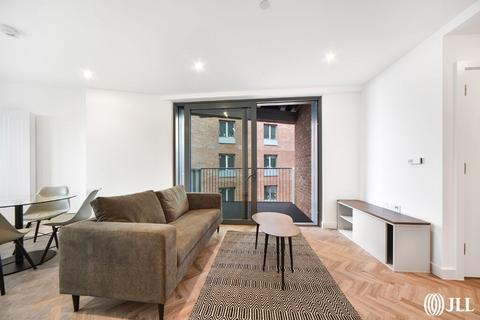 1 bedroom apartment for sale, River Apartments, Three Waters, Gillender Street, London, E3