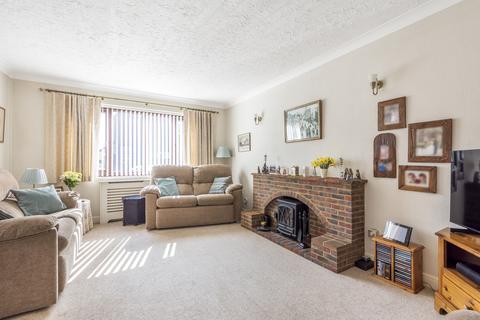 4 bedroom detached house for sale - Meadowcroft Close, Otterbourne, Winchester, Hampshire, SO21